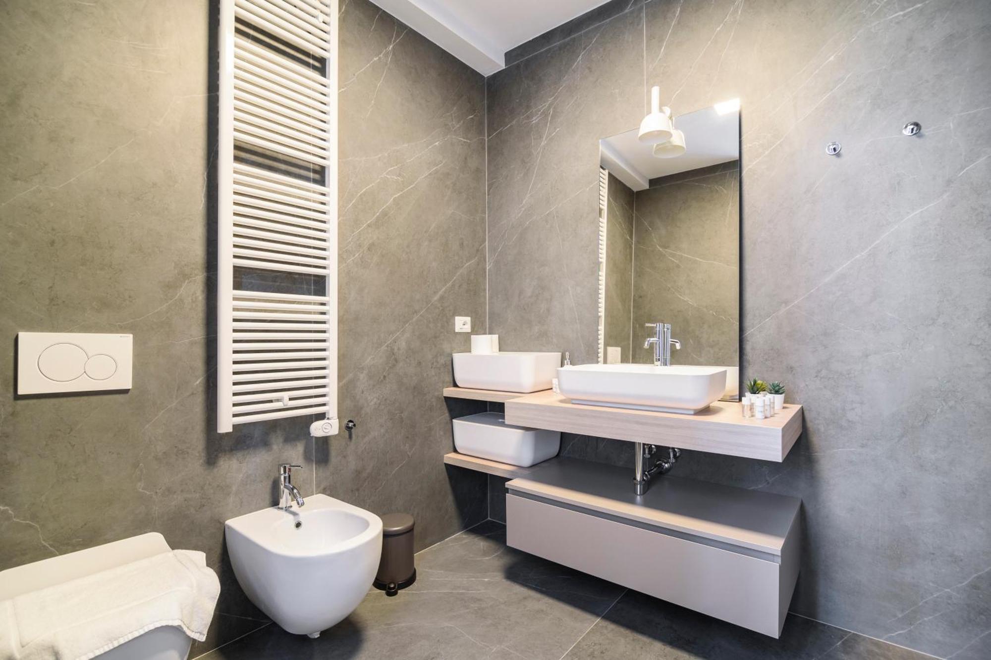 Historical Center - Free Parking And Private Terrace Appartement Como Buitenkant foto